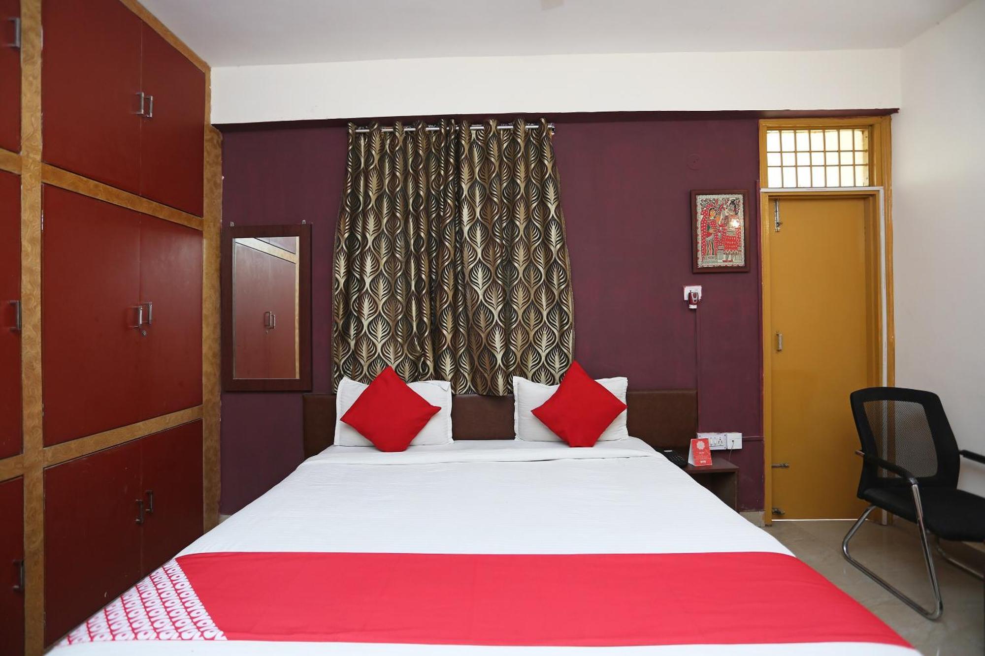 Danapur Vibrant Guest House מראה חיצוני תמונה