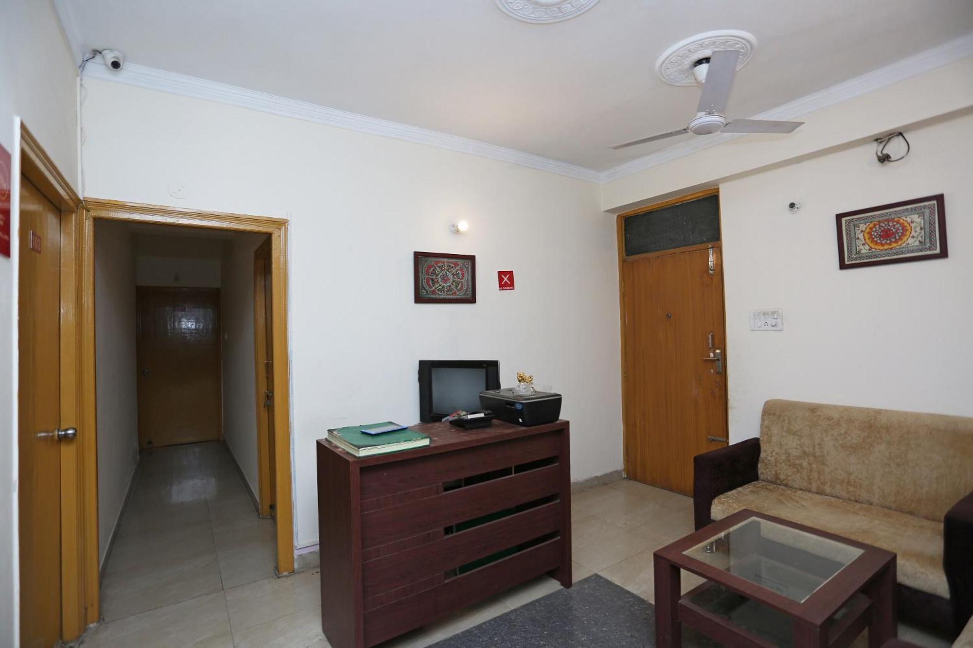 Danapur Vibrant Guest House מראה חיצוני תמונה